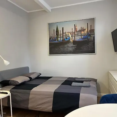 Bezagenta Mozart1 Quiet Studio Easy Access To City Warsaw Exterior photo